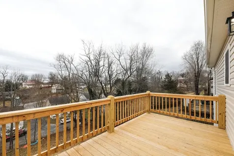 127 Waverley Street S Staunton VA 24401