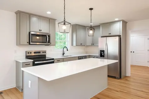 1005 High Point Court Waynesboro VA 22980