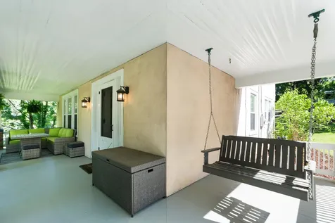 402 Churchville Avenue Staunton VA 24401
