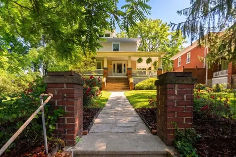 402 Churchville Avenue Staunton VA 24401