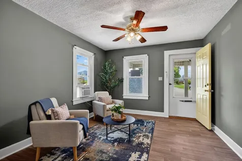 1145 New Hope Road Waynesboro VA 22980
