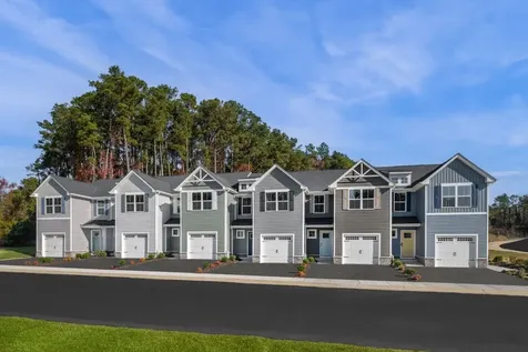 101B Scotch Pine Way Staunton VA 24401