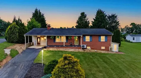 151 Sunset Drive Waynesboro VA 22980