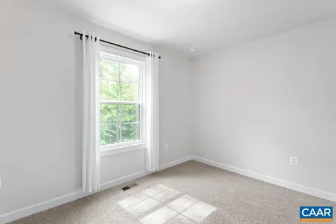 3719 Paradise Park Lane Charlottesville VA 22902