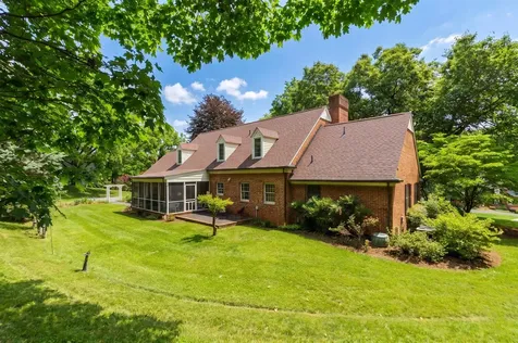 1430 Dogwood Road Staunton VA 24401
