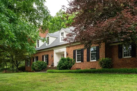 1430 Dogwood Road Staunton VA 24401