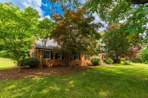 1430 Dogwood Road Staunton VA 24401