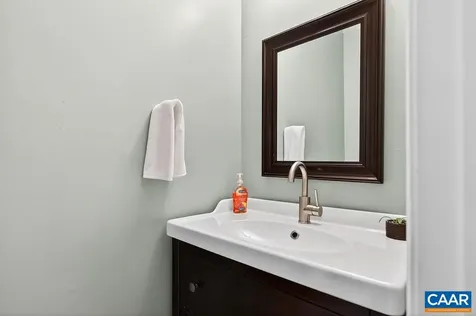 138 Oak Lane Wintergreen Resort VA 22967