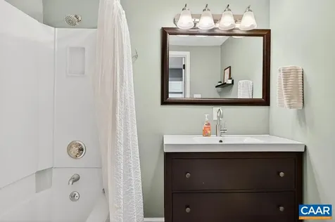 138 Oak Lane Wintergreen Resort VA 22967