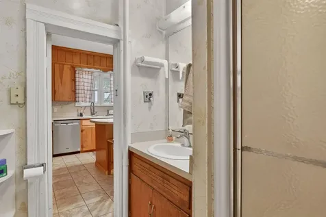 100 Ashby Avenue Elkton VA 22827