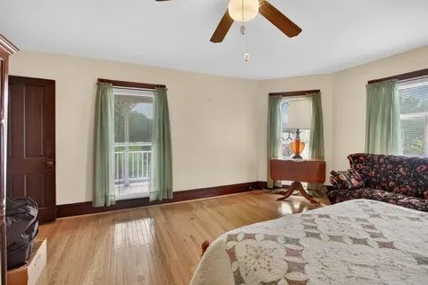 100 Ashby Avenue Elkton VA 22827