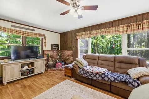 971 Shipyard Road Shenandoah VA 22849