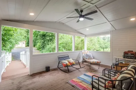 234 Main Street N Woodstock VA 22664