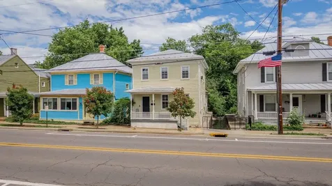 234 Main Street N Woodstock VA 22664