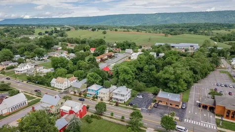 234 Main Street N Woodstock VA 22664