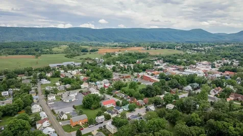 234 Main Street N Woodstock VA 22664