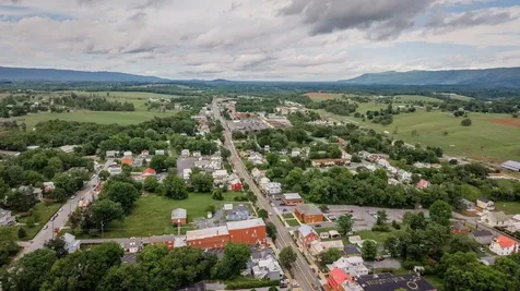 234 Main Street N Woodstock VA 22664