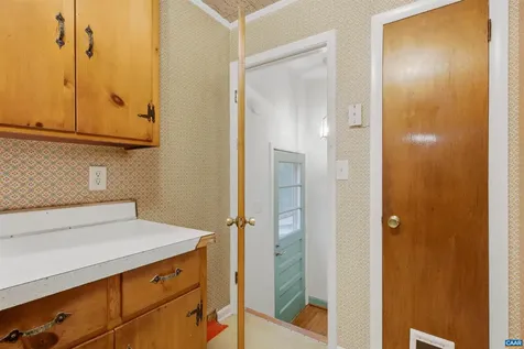 2238 Banbury Street Charlottesville VA 22901