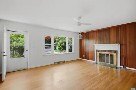 2238 Banbury Street Charlottesville VA 22901