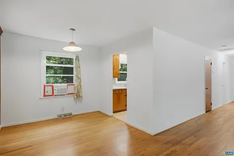 2238 Banbury Street Charlottesville VA 22901