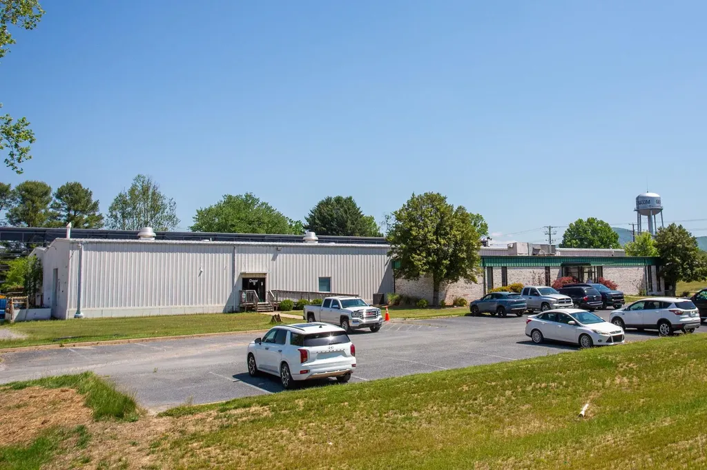 1401 Hopeman Parkway Waynesboro VA 22980
