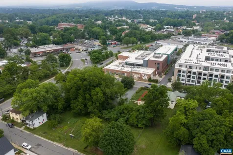414 10 1/2 Street NW Charlottesville VA 22903