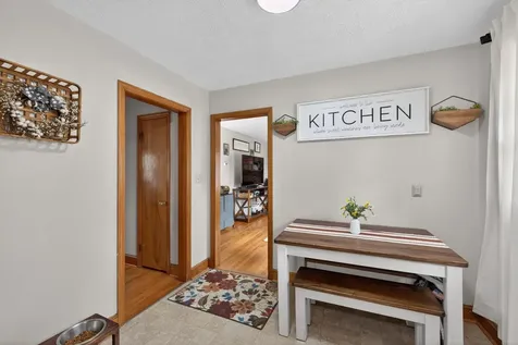 7827 Lee Highway N Raphine VA 24472