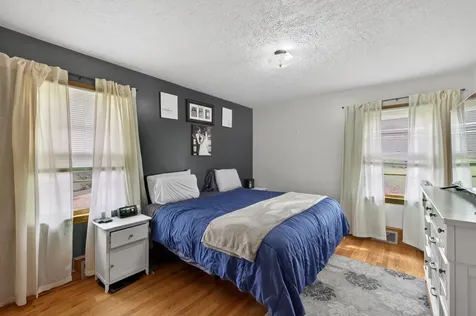 7827 Lee Highway N Raphine VA 24472