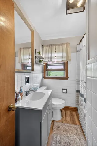7827 Lee Highway N Raphine VA 24472