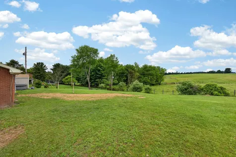 7827 Lee Highway N Raphine VA 24472