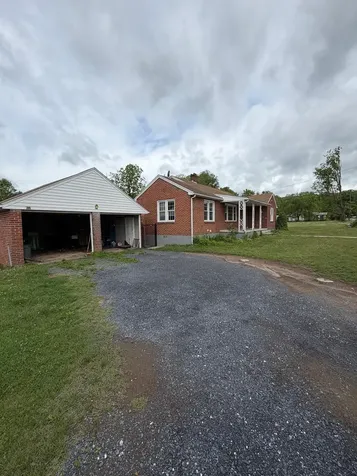 56 Church Street N Craigsville VA 24430
