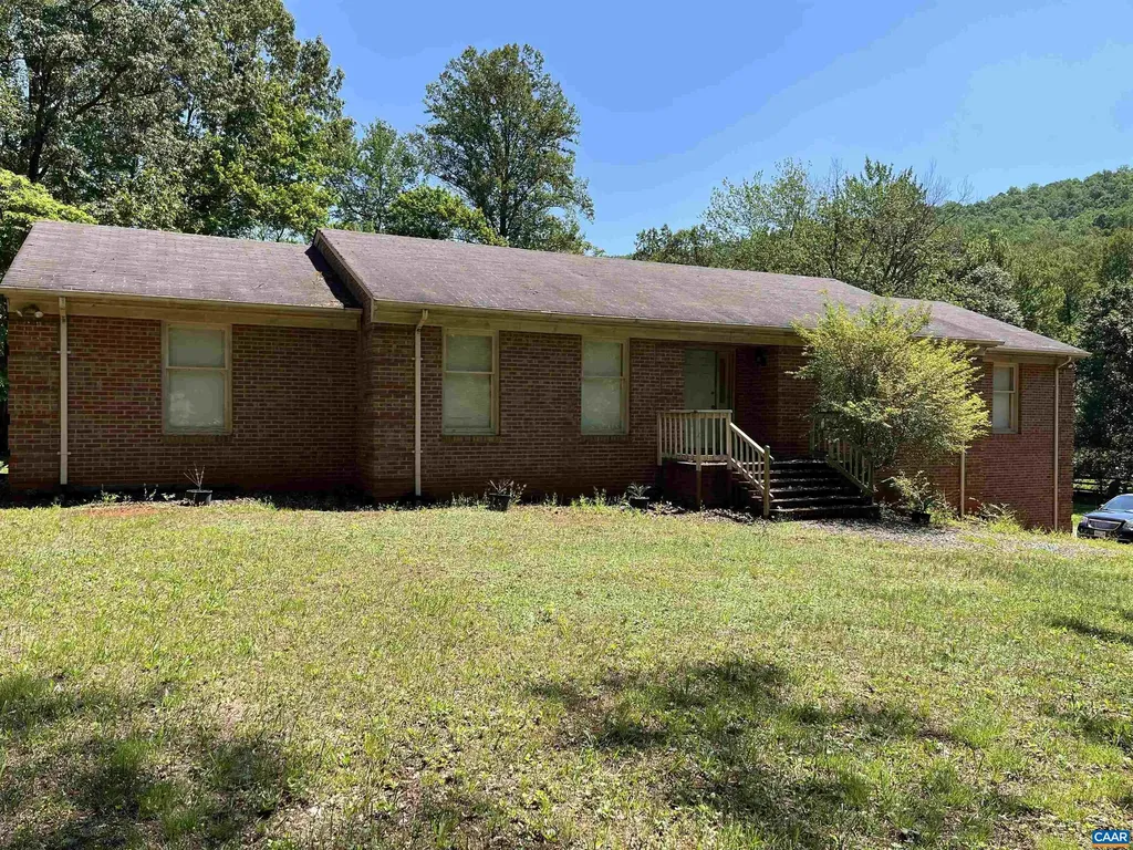570 Forrest Road Charlottesville VA 22902