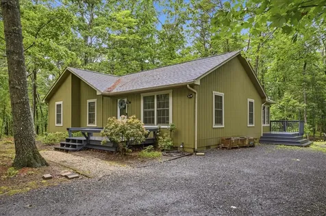 323 Palmer Road Basye VA 22810