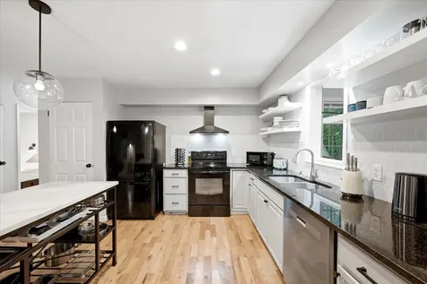 323 Palmer Road Basye VA 22810