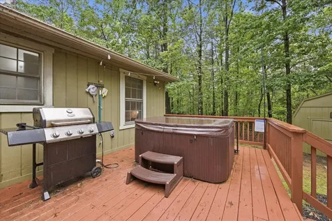 323 Palmer Road Basye VA 22810