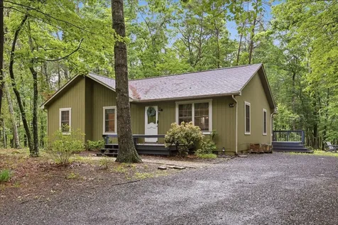 323 Palmer Road Basye VA 22810