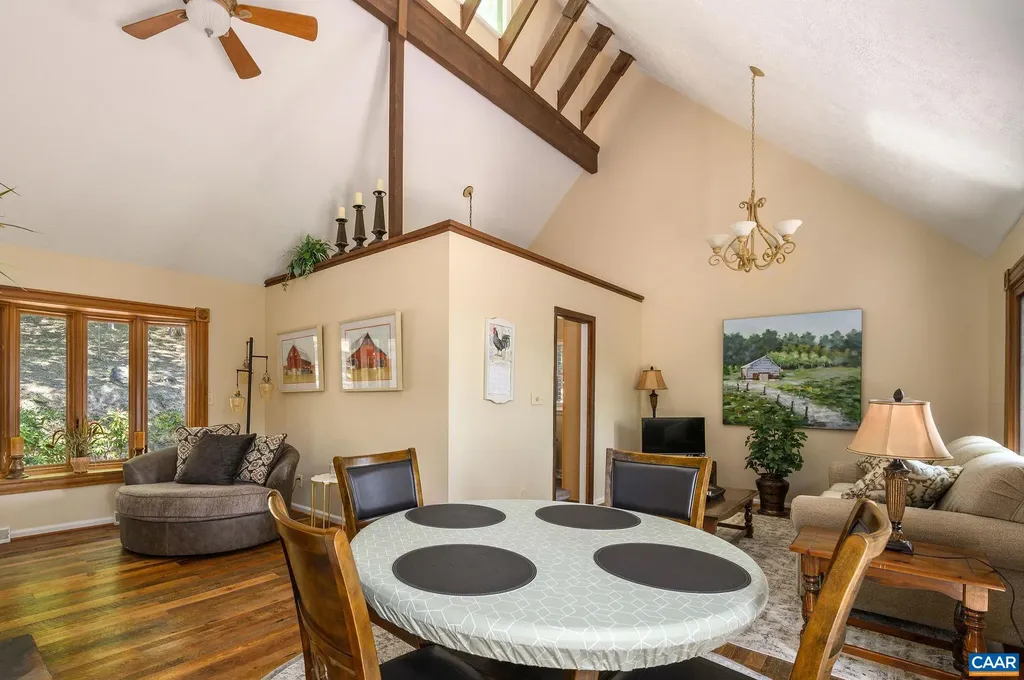 394 Pasturegate Lane Stanardsville VA 22973