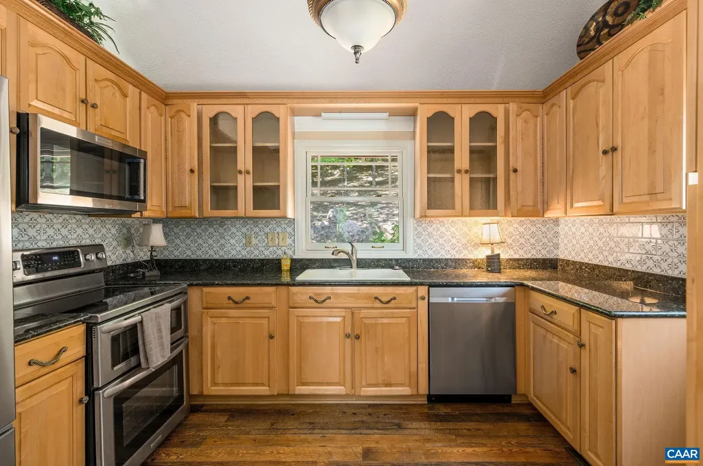 394 Pasturegate Lane Stanardsville VA 22973