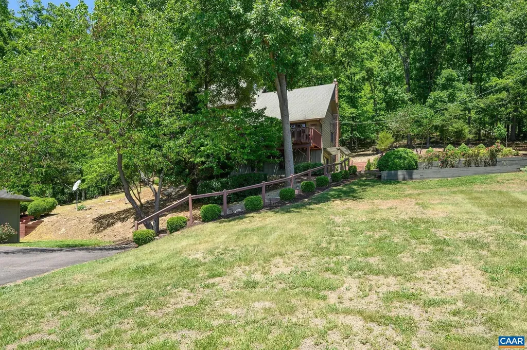 394 Pasturegate Lane Stanardsville VA 22973