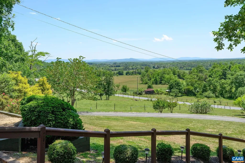 394 Pasturegate Lane Stanardsville VA 22973