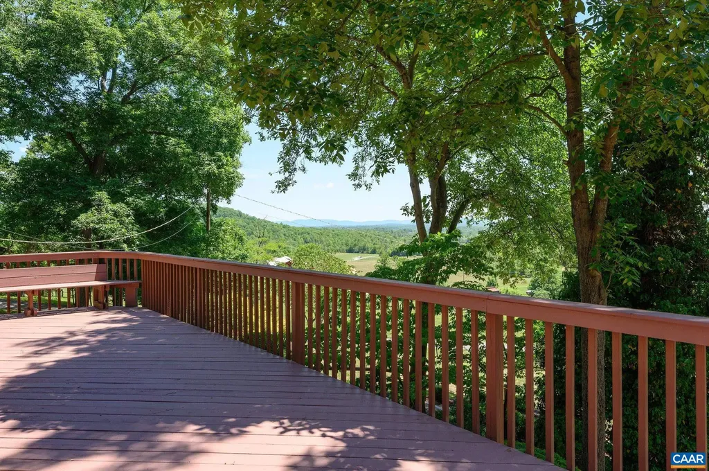 394 Pasturegate Lane Stanardsville VA 22973