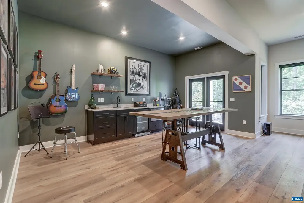 3327 Rowcross Street Crozet VA 22932