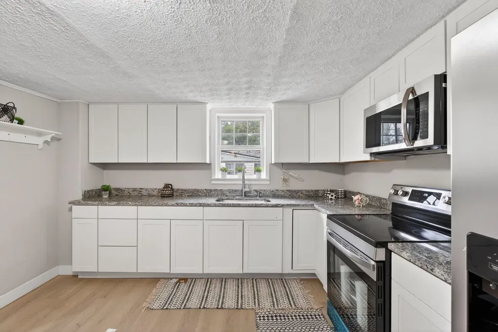 16863 Prospect Avenue E Elkton VA 22827