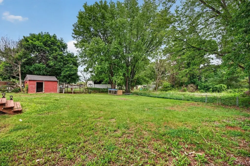 16863 Prospect Avenue E Elkton VA 22827