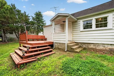 16863 Prospect Avenue E Elkton VA 22827