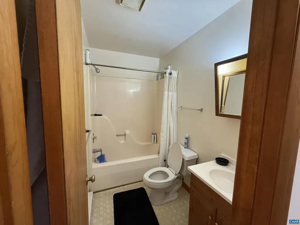122 Goodman Street Charlottesville VA 22902