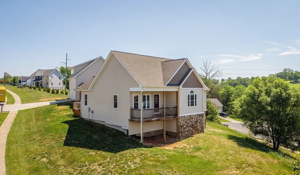 351 Rayann Lane Broadway VA 22815