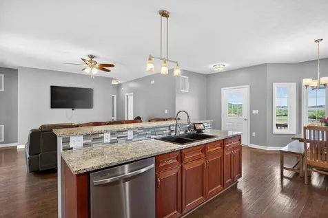 351 Rayann Lane Broadway VA 22815