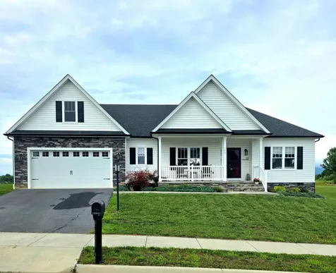 173 Tomasville Drive Waynesboro VA 22980