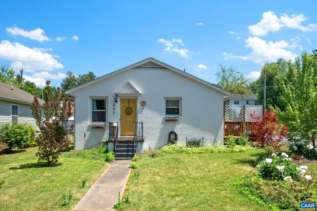 201 Park Boulevard Staunton VA 24401